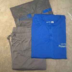 United Airlines Polaris First Class Blue Shirt  Gray Pants Pajama Set Size S / M